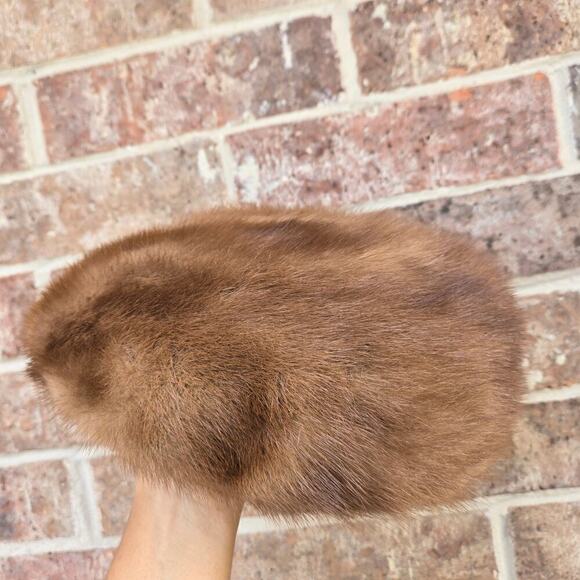 Vintage Nikki brown mink fur beret main image 5